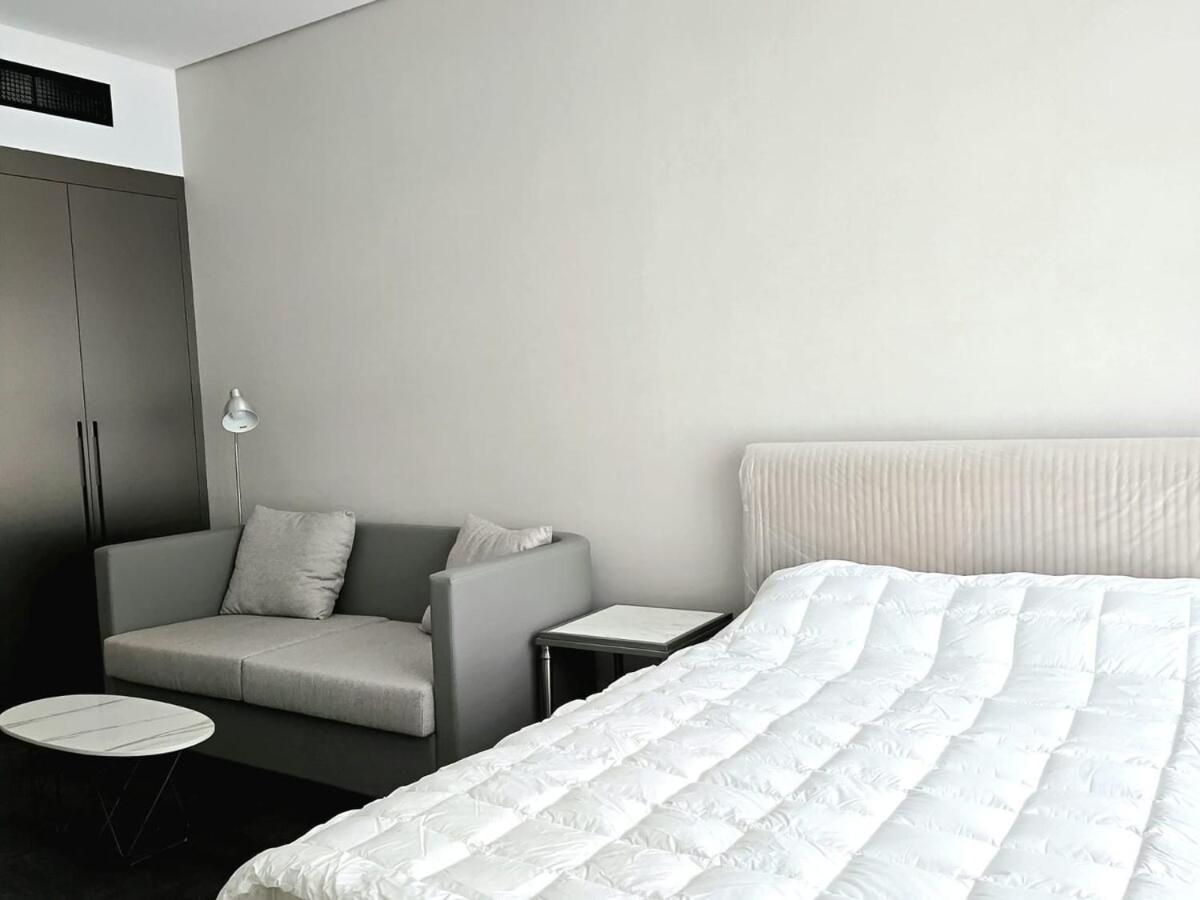 Apartment Brand New , Skyline View Dubai